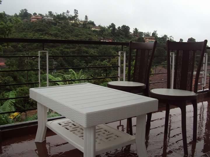شقة ماديكيري  في Silent De Coorg المظهر الخارجي الصورة